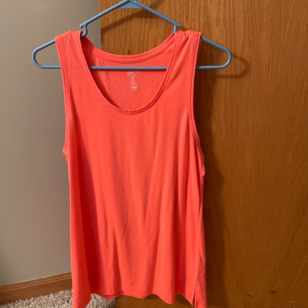 Gap Tank Top